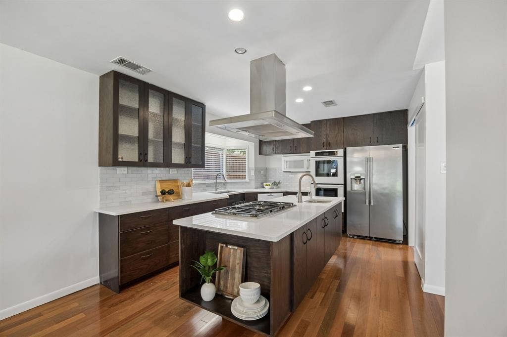 13443 Purple Sage Road, Dallas, TX 75240 13443 Purple Sage Road, Dallas, TX 75240