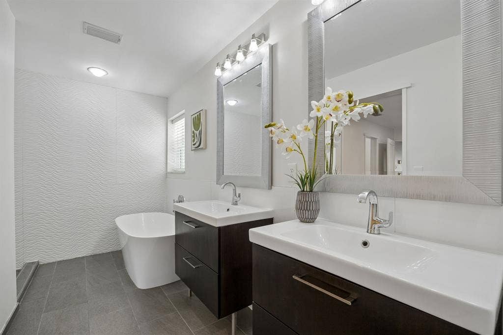 13443 Purple Sage Road, Dallas, TX 75240 13443 Purple Sage Road, Dallas, TX 75240