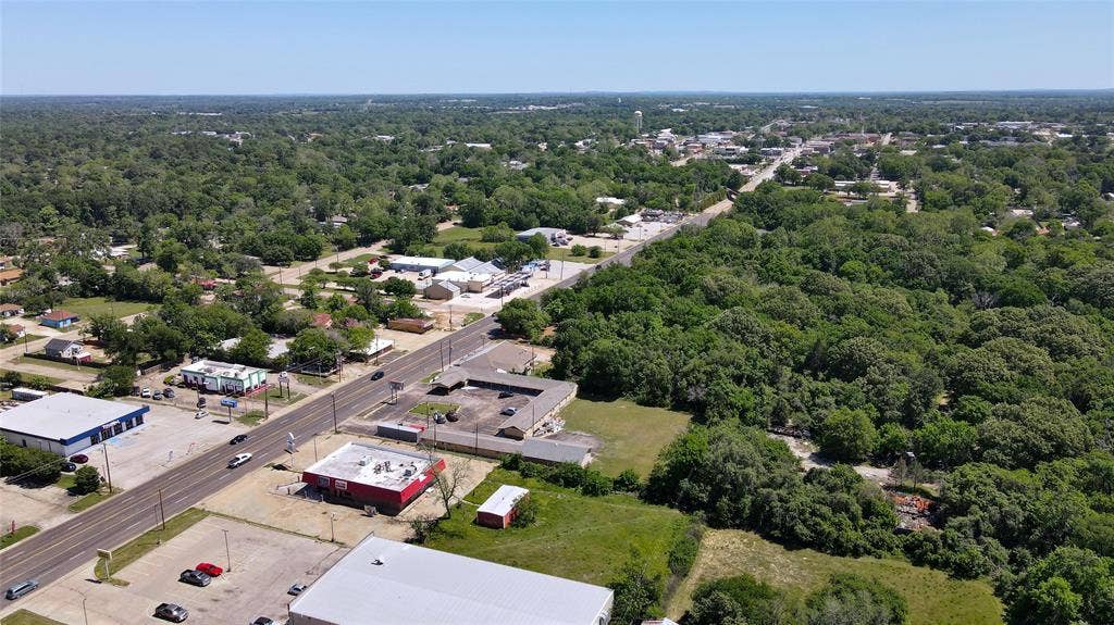 617 W Corsicana Street, Athens, TX 75751 617 W Corsicana Street, Athens, TX 75751