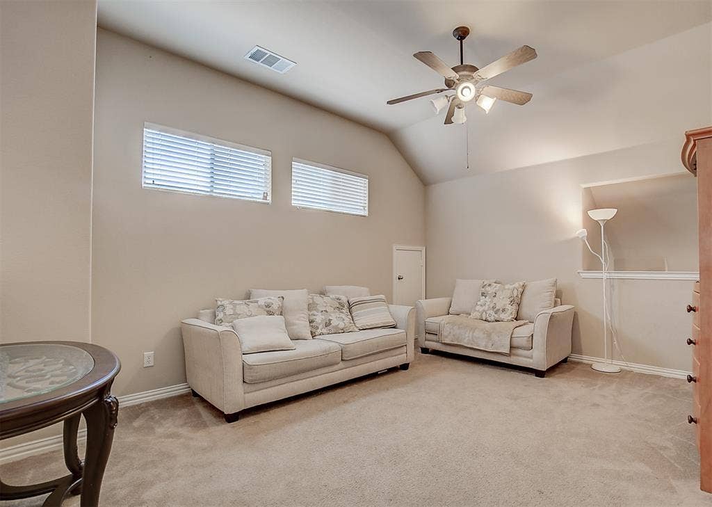 2832 Gooseberry Drive, Plano, TX 75074 2832 Gooseberry Drive, Plano, TX 75074