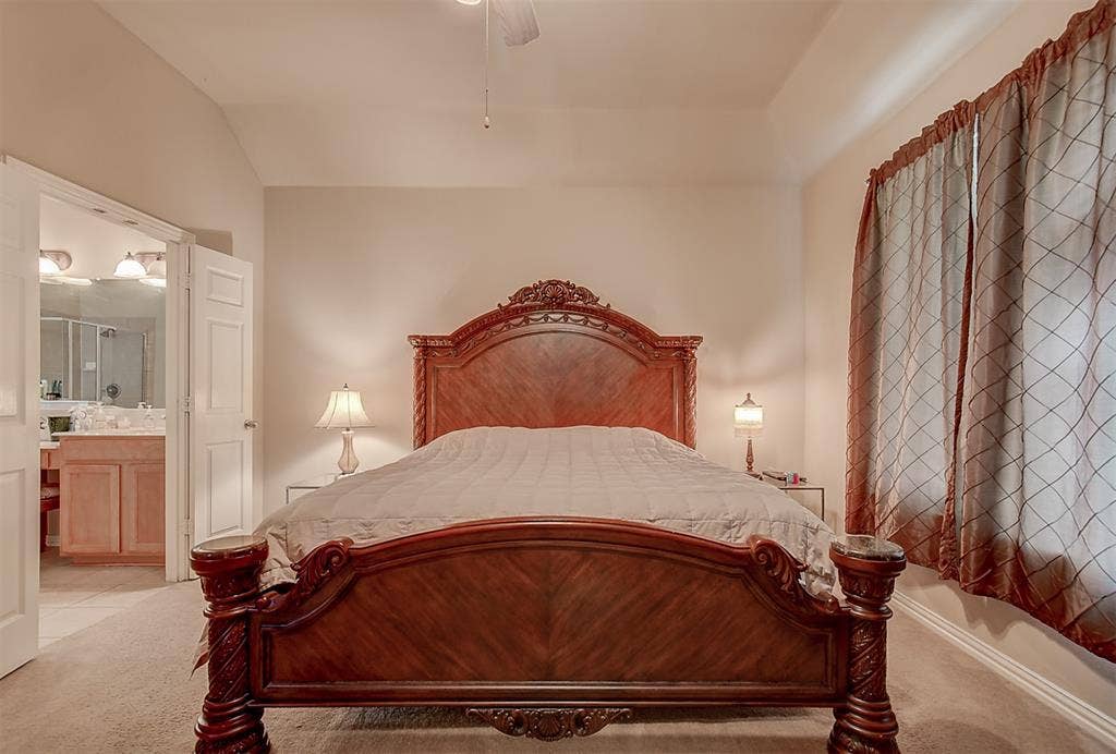 2832 Gooseberry Drive, Plano, TX 75074 2832 Gooseberry Drive, Plano, TX 75074