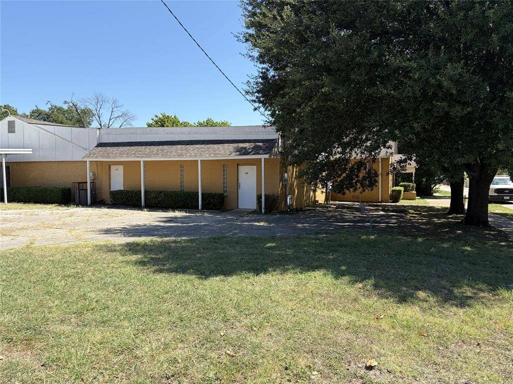 2507 Scotland Drive, Dallas, TX 75216