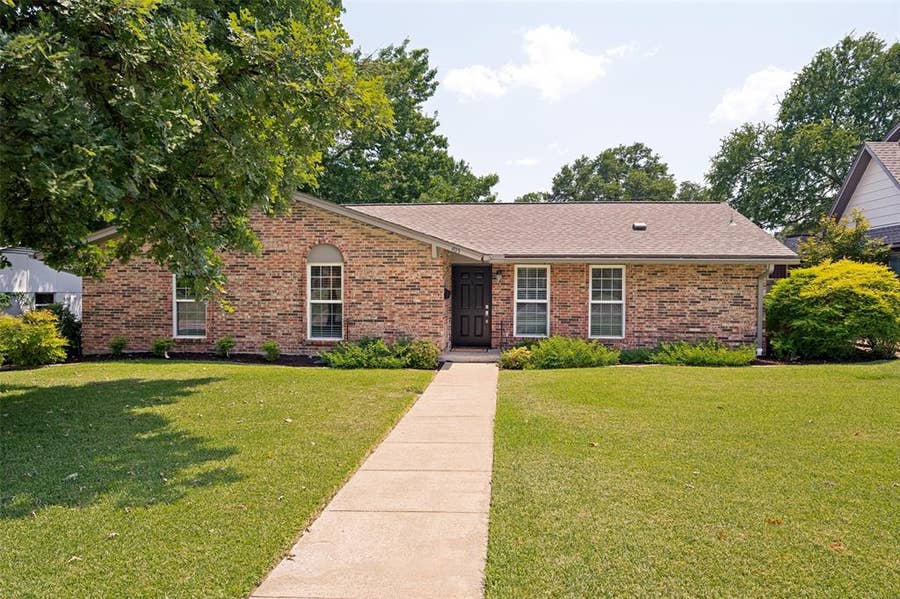 Property photo for 405 Northview Drive, Richardson, TX