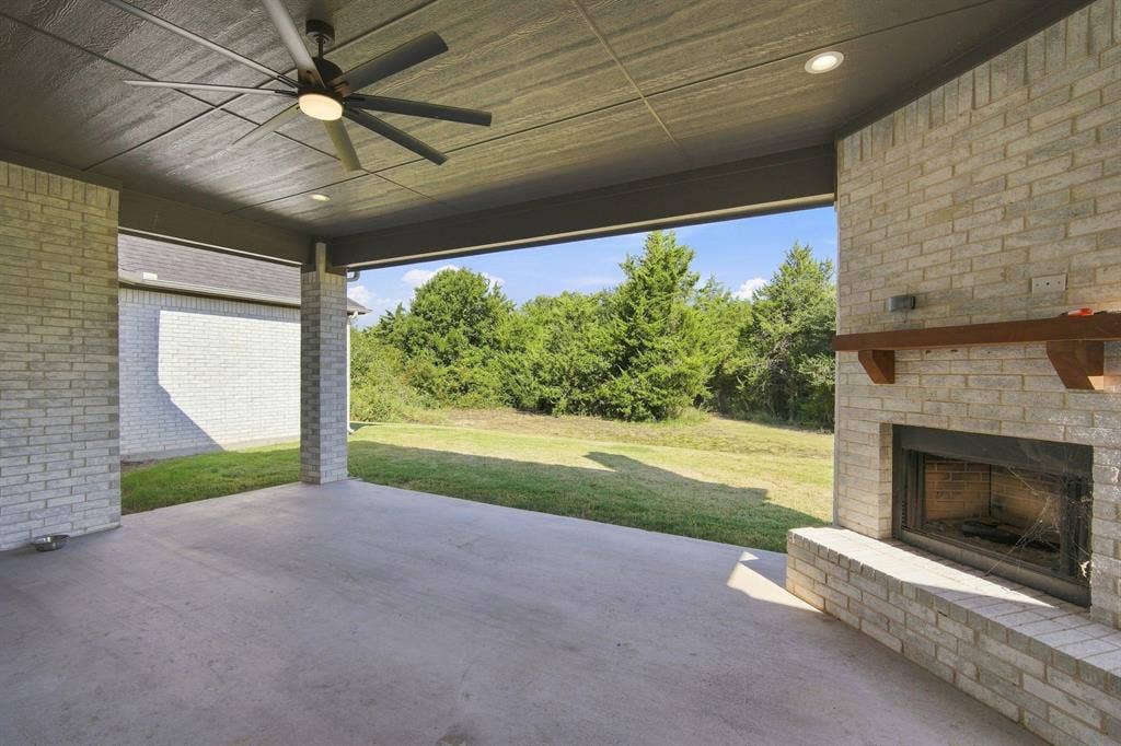 4231 Spring Garden Road, Midlothian, TX 76065 4231 Spring Garden Road, Midlothian, TX 76065