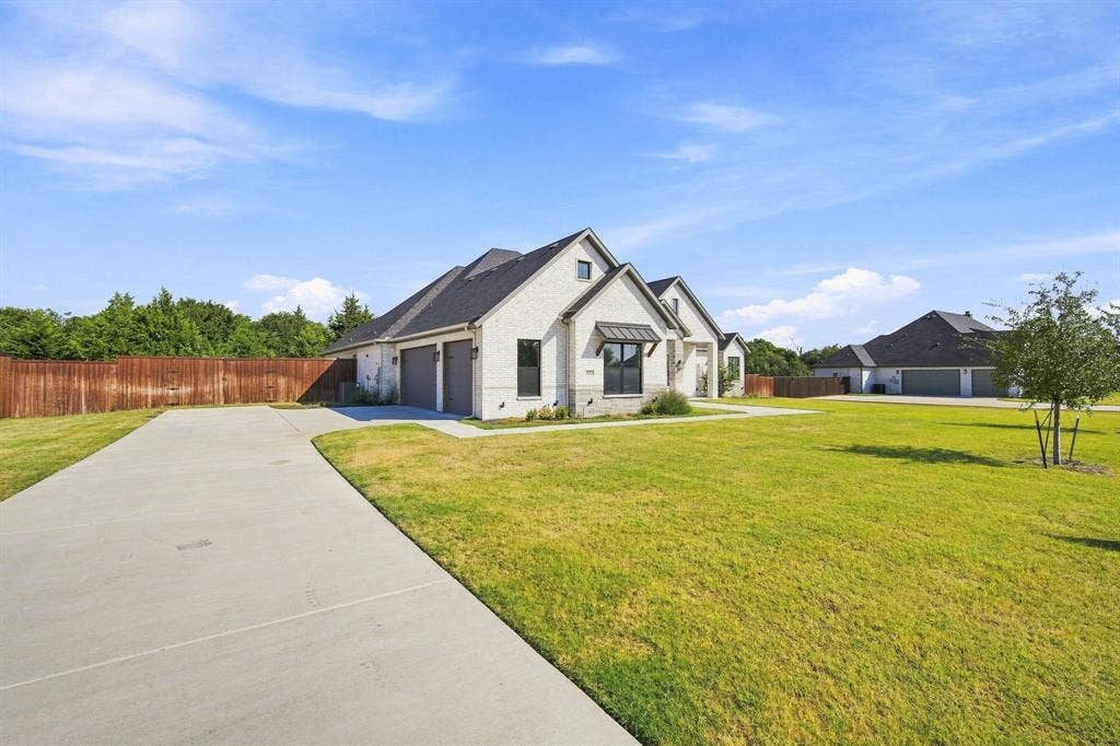 4231 Spring Garden Road, Midlothian, TX 76065 4231 Spring Garden Road, Midlothian, TX 76065