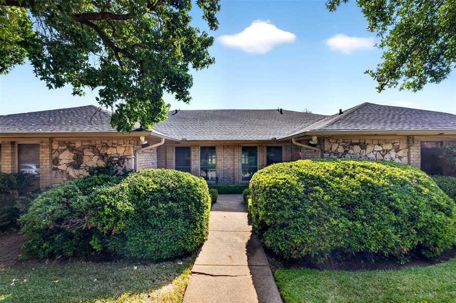 Property photo for 10524 Ravenscroft, Dallas, TX