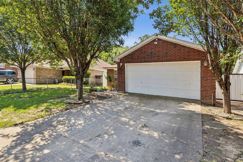 8614 Torreon Court, Dallas, TX 75217 8614 Torreon Court, Dallas, TX 75217