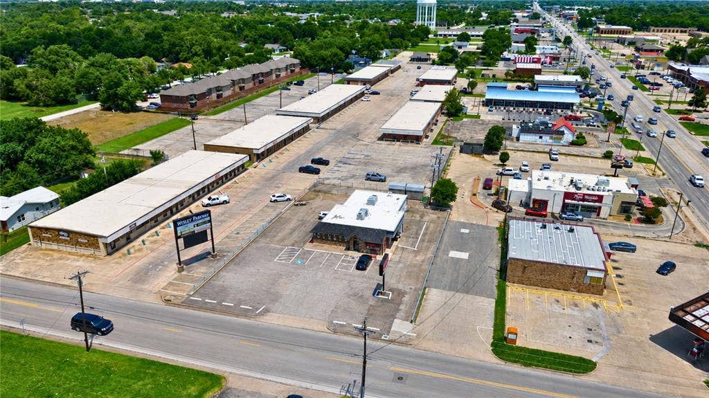 2814 Terrell Road, Greenville, TX 75402