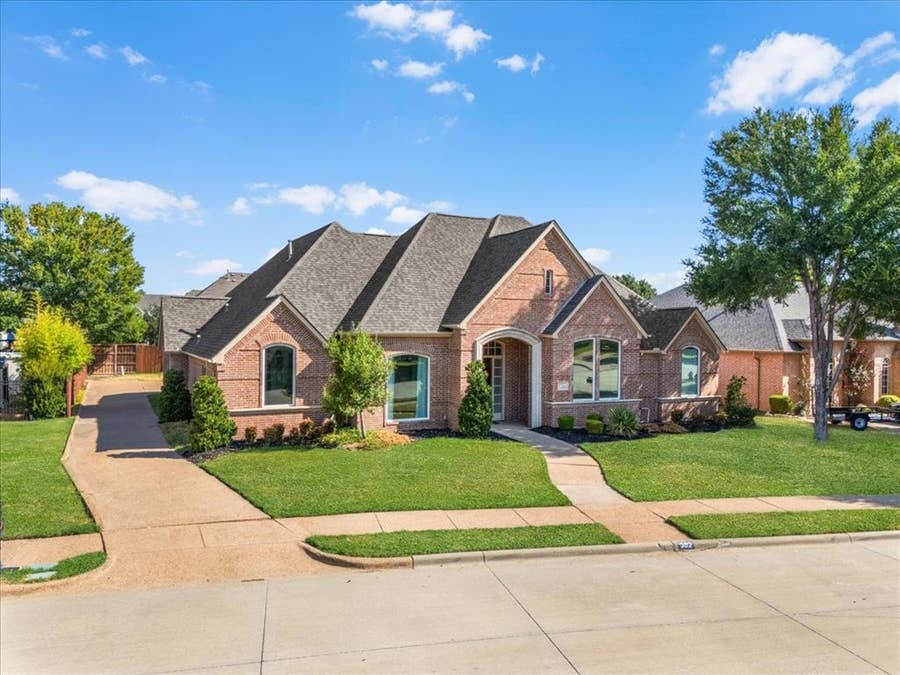 Property photo for 302 Skyline Drive, Trophy Club, TX