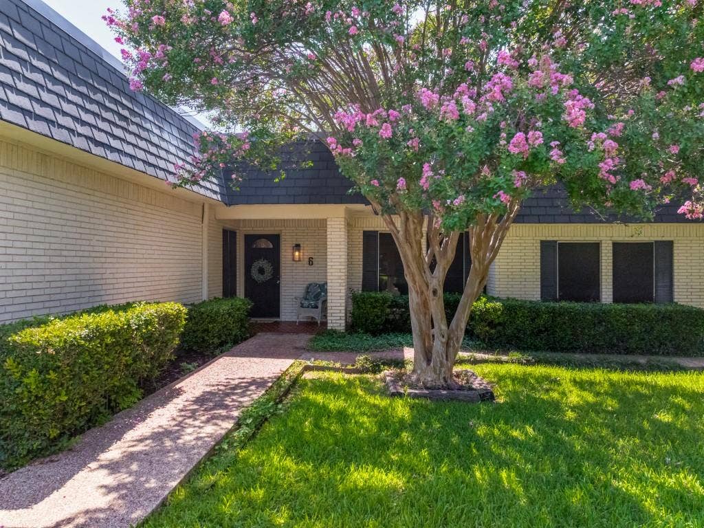 6 Crosslands Road, Benbrook, TX 76132 6 Crosslands Road, Benbrook, TX 76132