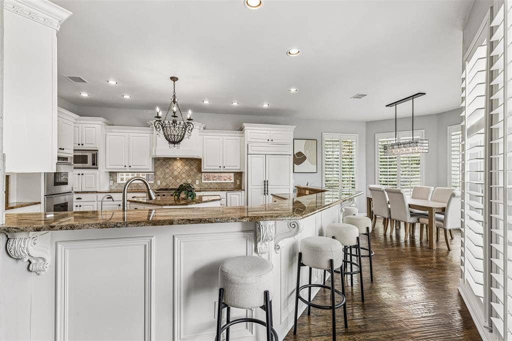 2206 Clearspring Drive N, Irving, TX 75063 2206 Clearspring Drive N, Irving, TX 75063