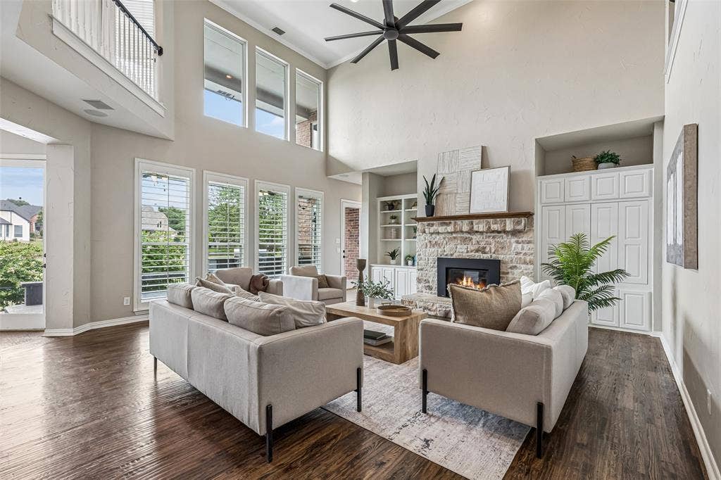 2206 Clearspring Drive N, Irving, TX 75063 2206 Clearspring Drive N, Irving, TX 75063