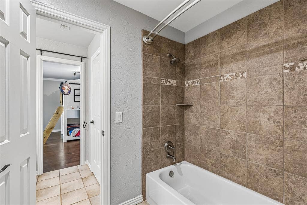 2206 Clearspring Drive N, Irving, TX 75063 2206 Clearspring Drive N, Irving, TX 75063