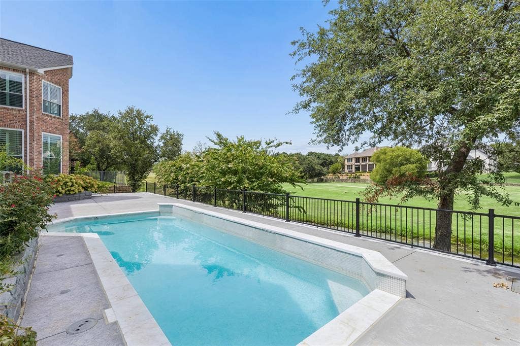 2206 Clearspring Drive N, Irving, TX 75063 2206 Clearspring Drive N, Irving, TX 75063