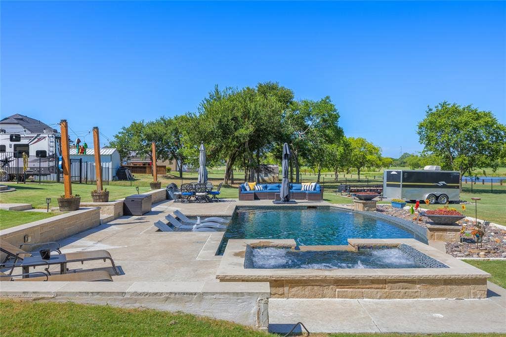141 Creekview Lane, Crandall, TX 75114 141 Creekview Lane, Crandall, TX 75114