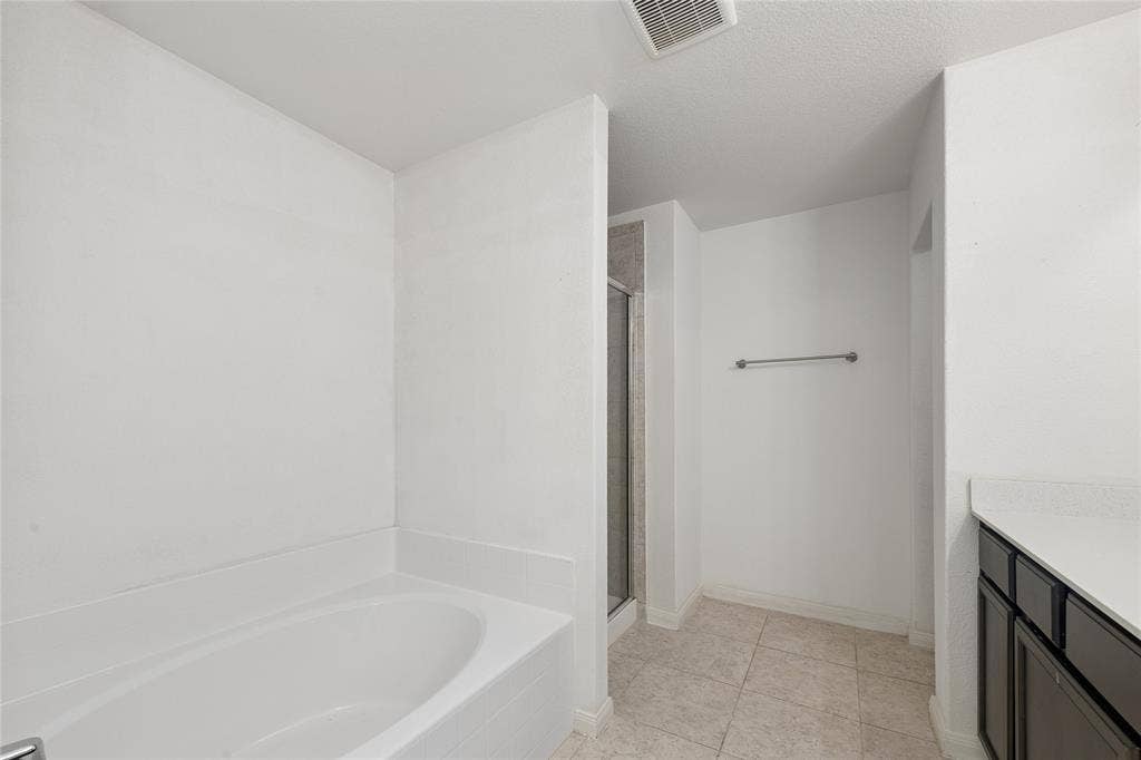 140 Collin Street, Anna, TX 75409 140 Collin Street, Anna, TX 75409
