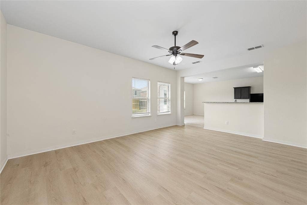 140 Collin Street, Anna, TX 75409 140 Collin Street, Anna, TX 75409