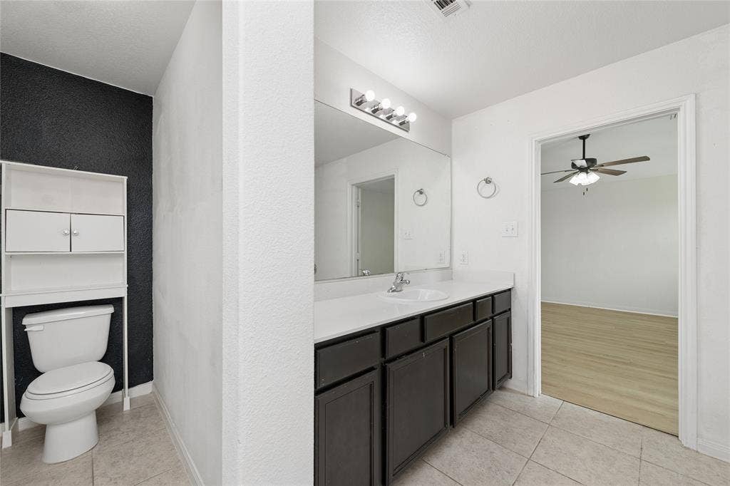 140 Collin Street, Anna, TX 75409 140 Collin Street, Anna, TX 75409