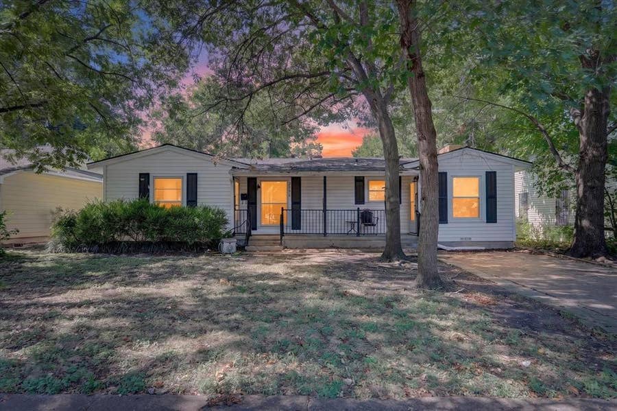 Property photo for 2356 Ballycastle Drive, Dallas, TX