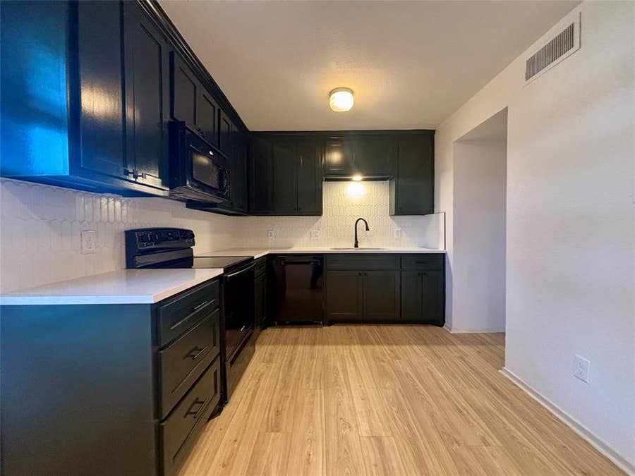 Property photo for 1226 Baylor Avenue, Waco, TX
