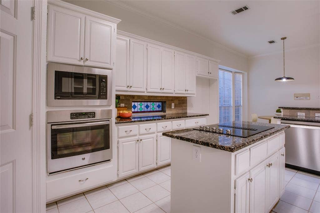 2116 Glendale Drive, Plano, TX 75023 2116 Glendale Drive, Plano, TX 75023