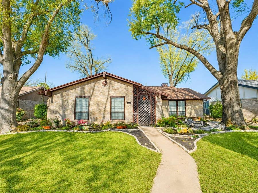 Property photo for 2309 Richwood, Garland, TX