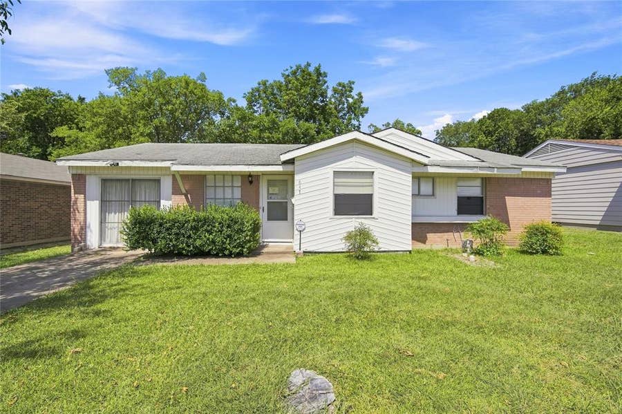 Property photo for 647 Power Drive, Duncanville, TX