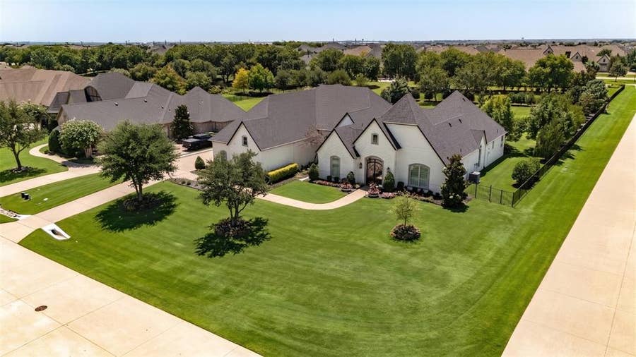 Property photo for 2120 Meadow View Drive, Prosper, TX