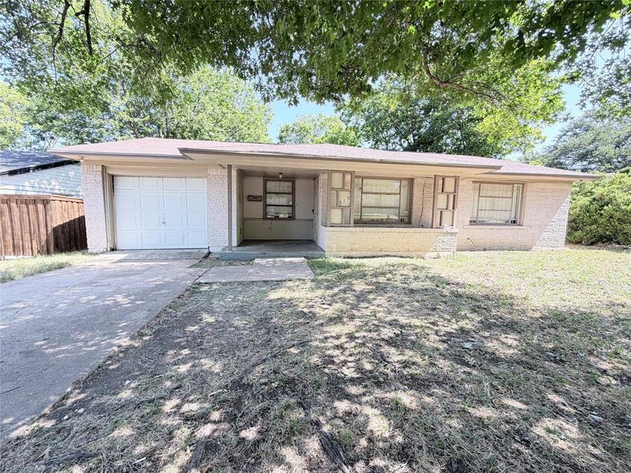 Property photo for 619 Midvale Drive, Dallas, TX