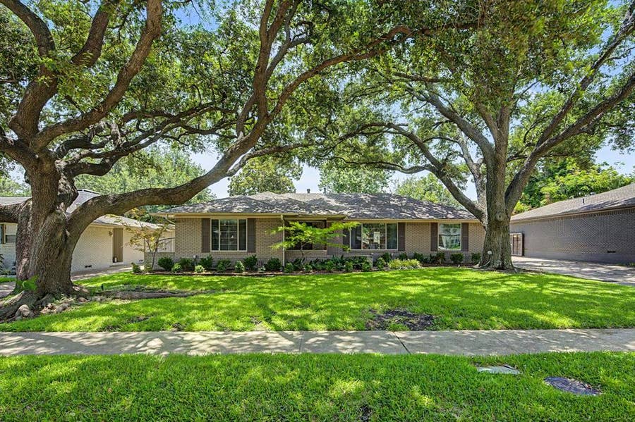 Property photo for 6238 Crestmont Drive, Dallas, TX