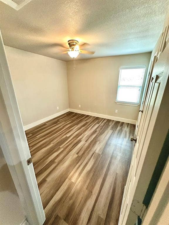 3922 Clay Avenue, Irving, TX 75061