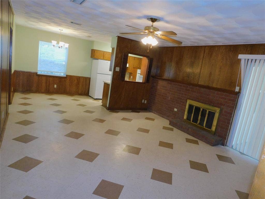 2445 Eastbrook Drive, Mesquite, TX 75150 2445 Eastbrook Drive, Mesquite, TX 75150