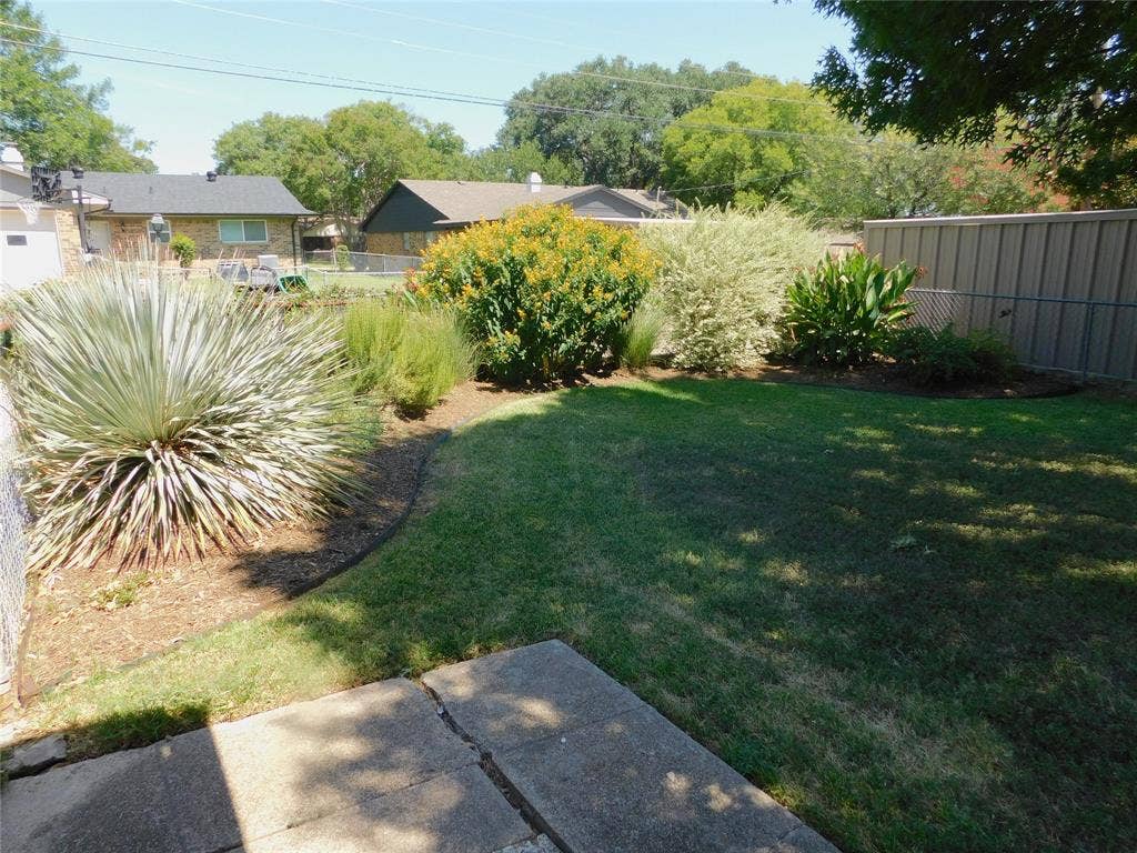 2445 Eastbrook Drive, Mesquite, TX 75150 2445 Eastbrook Drive, Mesquite, TX 75150