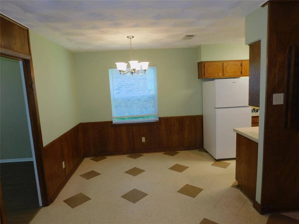 2445 Eastbrook Drive, Mesquite, TX 75150 2445 Eastbrook Drive, Mesquite, TX 75150