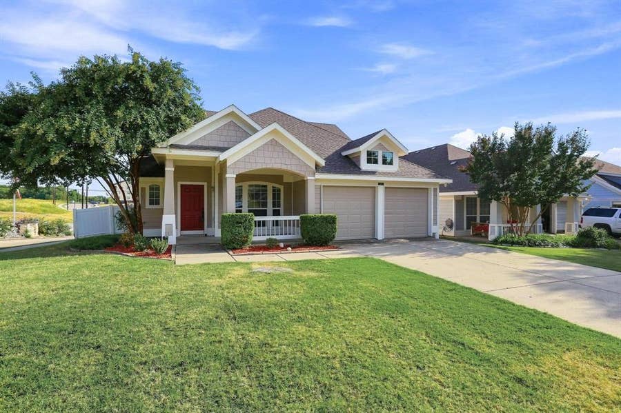 Property photo for 2401 Parkview Drive, Anna, TX