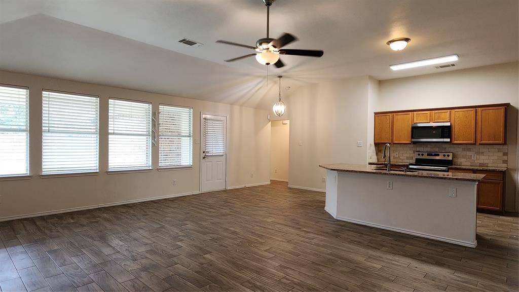 2304 Hayes Street, McKinney, TX 75071 2304 Hayes Street, McKinney, TX 75071