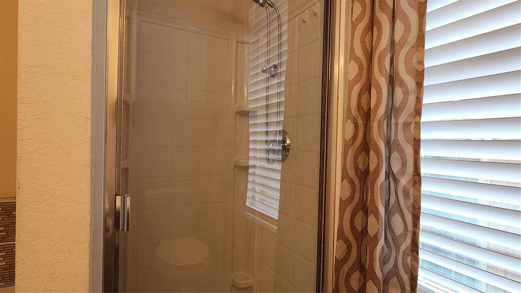 2304 Hayes Street, McKinney, TX 75071 2304 Hayes Street, McKinney, TX 75071