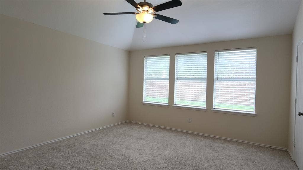 2304 Hayes Street, McKinney, TX 75071 2304 Hayes Street, McKinney, TX 75071