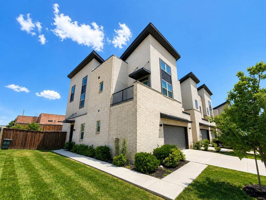 2016 Bethlehem Street, Irving, TX 75061