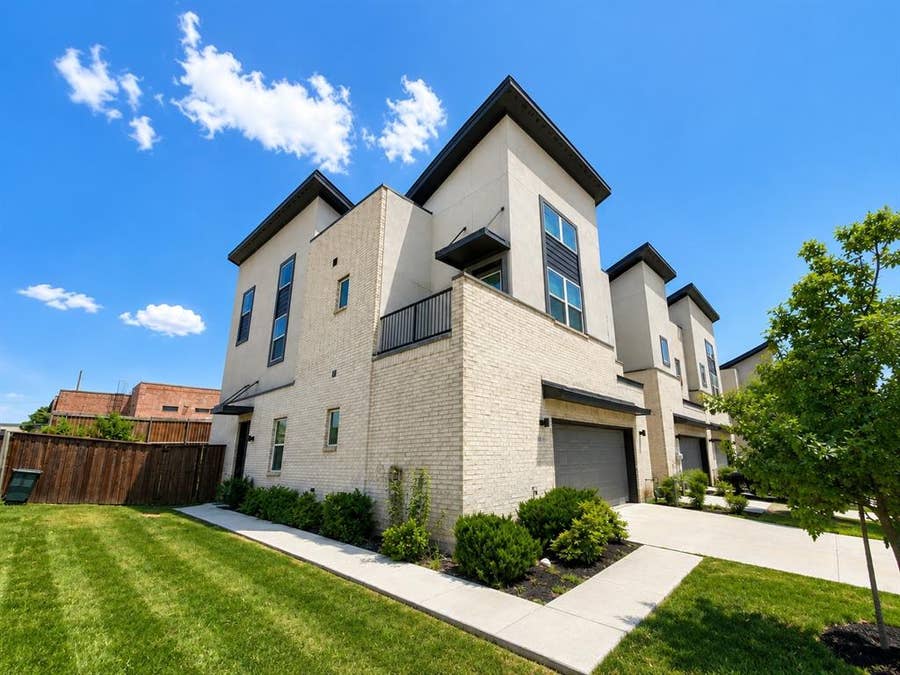 Property photo for 2016 Bethlehem Street, Irving, TX