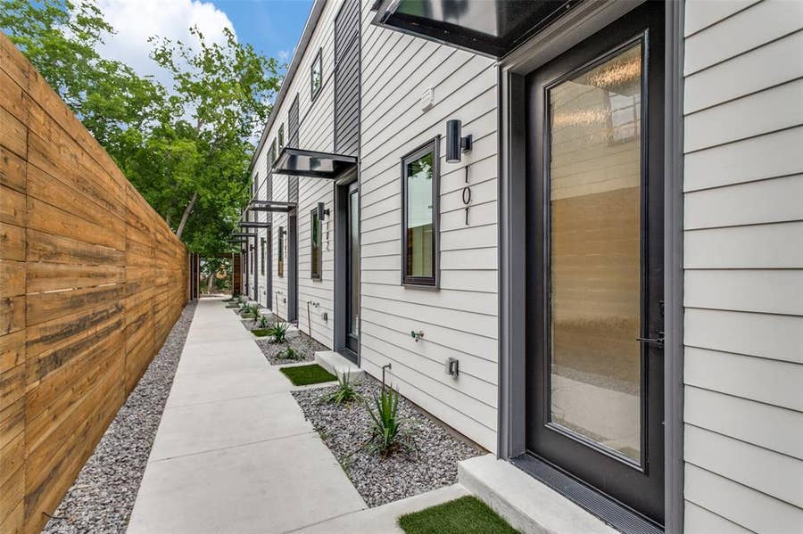 Property photo for 4715 Live Oak Street, #113, Dallas, TX