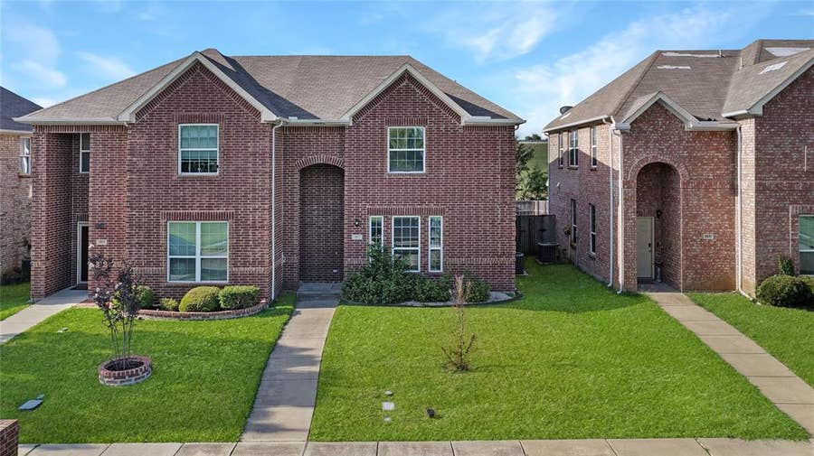 Property photo for 817 Jamie Drive, Grand Prairie, TX
