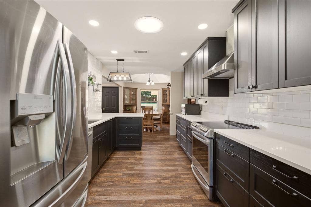 220 Dale Drive, New Hope, TX 75071 220 Dale Drive, New Hope, TX 75071