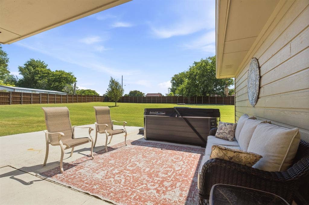 220 Dale Drive, New Hope, TX 75071 220 Dale Drive, New Hope, TX 75071