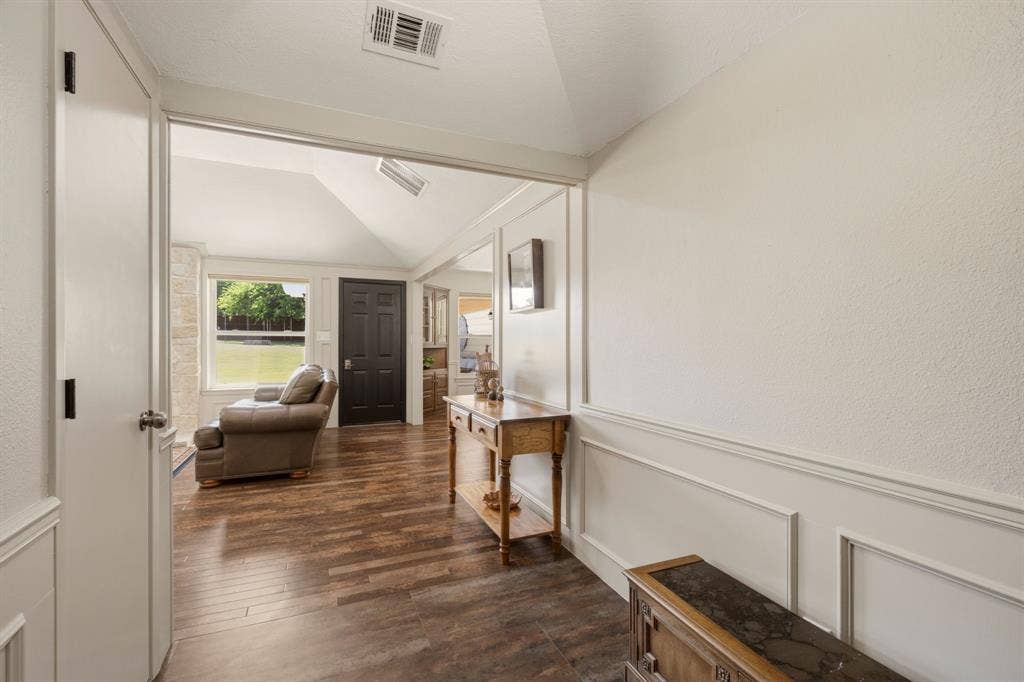 220 Dale Drive, New Hope, TX 75071 220 Dale Drive, New Hope, TX 75071
