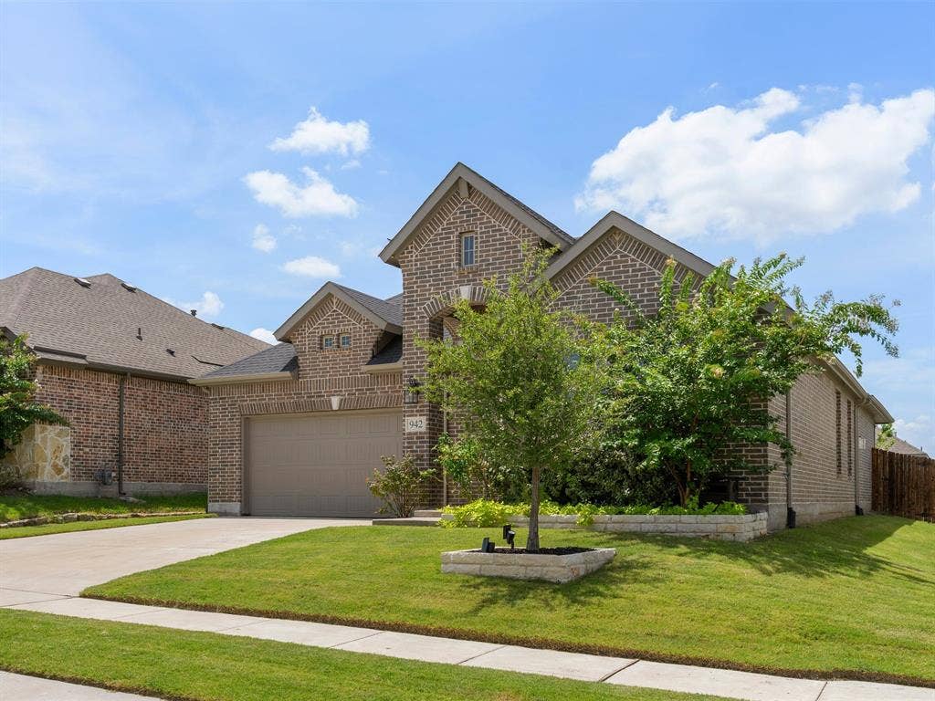 942 Lawless Lane, Fate, TX 75087 942 Lawless Lane, Fate, TX 75087