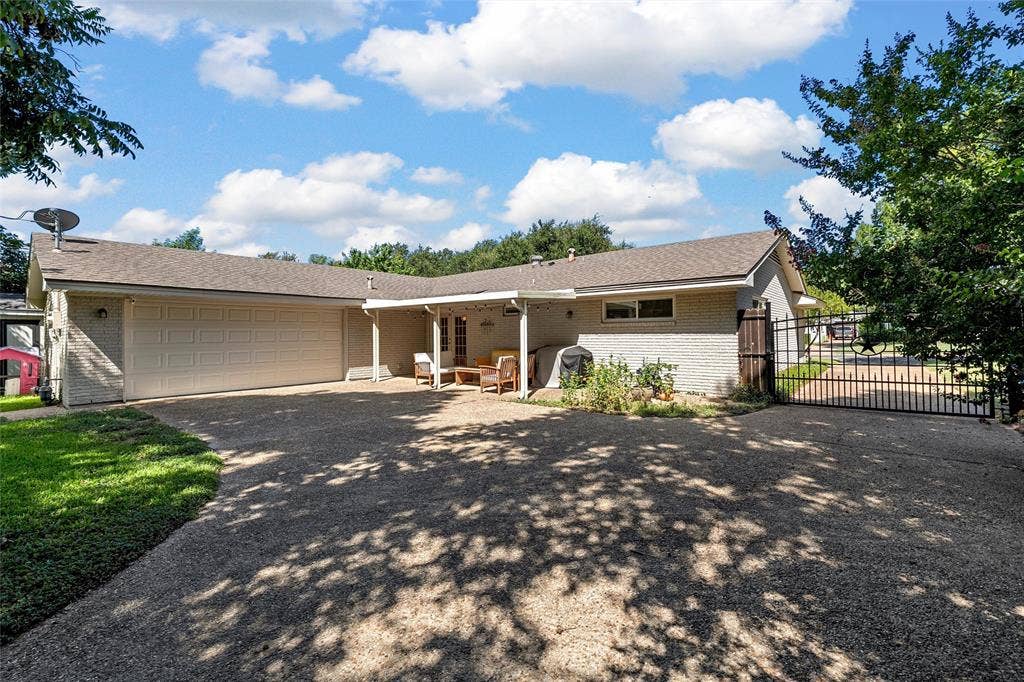 5306 Lake Crest Drive, Waco, TX 76710 5306 Lake Crest Drive, Waco, TX 76710
