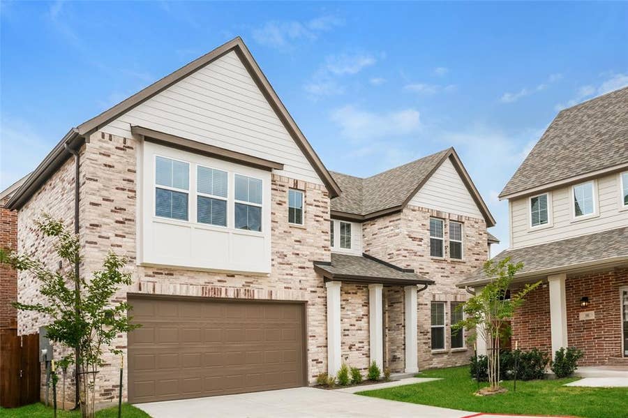 Property photo for 105 Rutland Court, Saginaw, TX