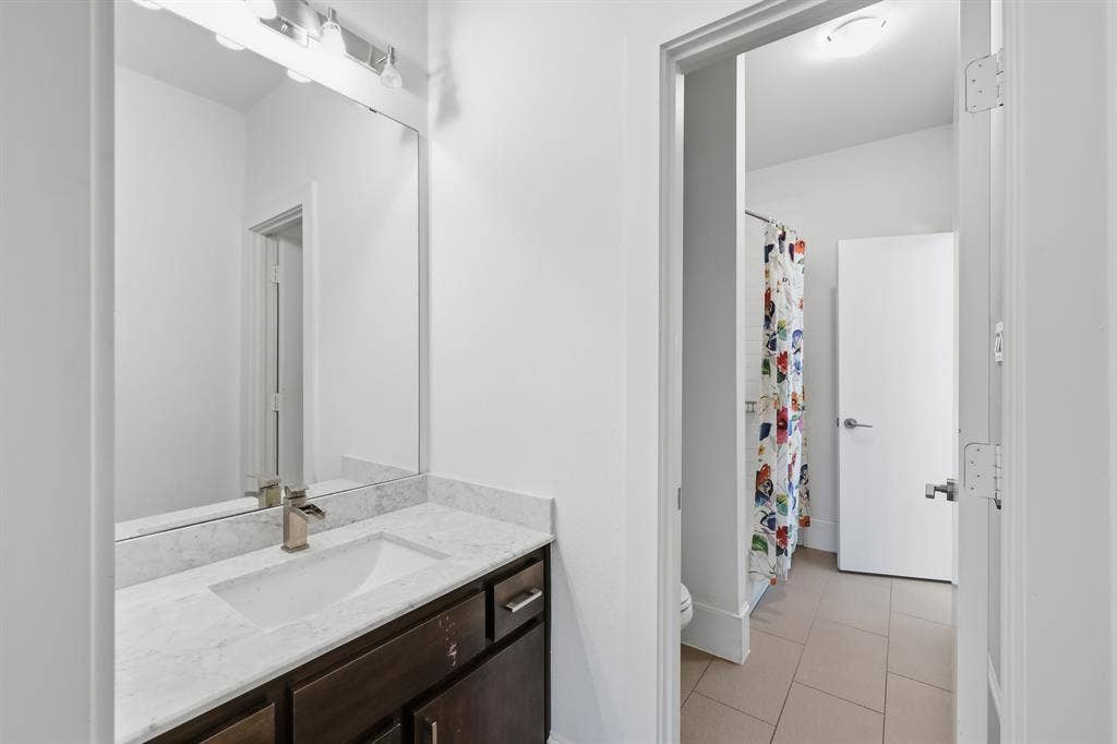 6908 Chantilly Court, Dallas, TX 75214 6908 Chantilly Court, Dallas, TX 75214