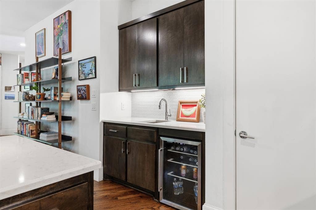 6908 Chantilly Court, Dallas, TX 75214 6908 Chantilly Court, Dallas, TX 75214